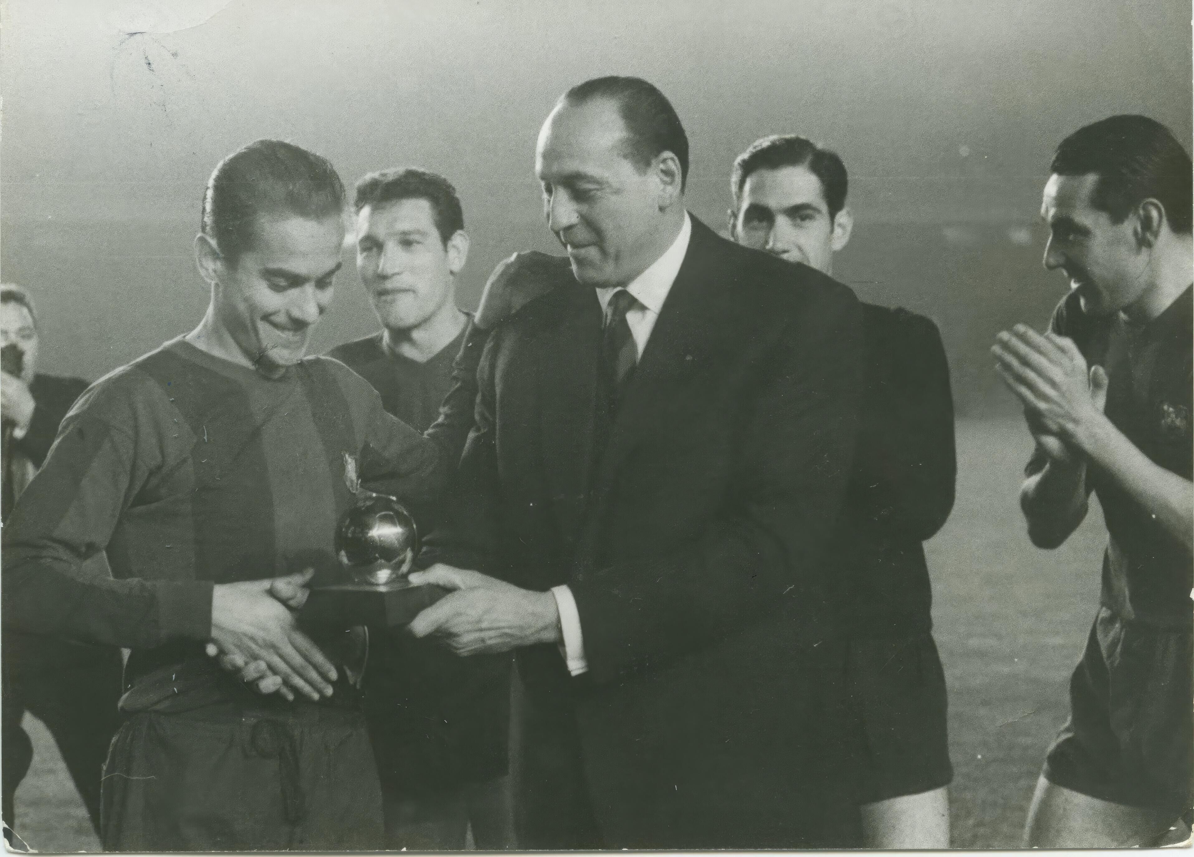 Luis Suárez (Barcelona) - 1960 Foto - IMAGO