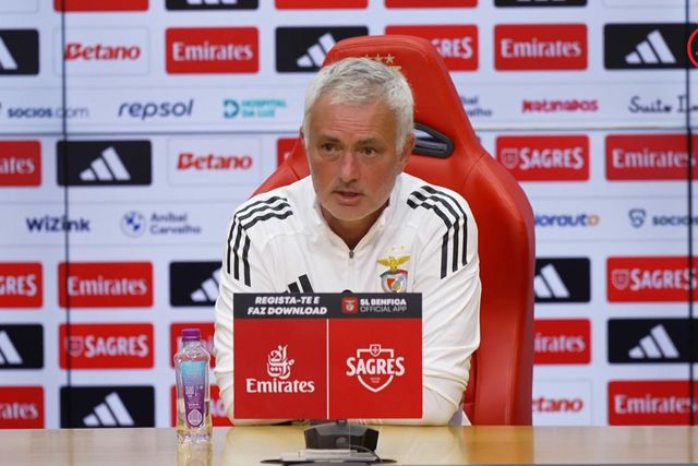 Mourinho: «Ainda estamos num período onde estou a assumir tudo em mãos»