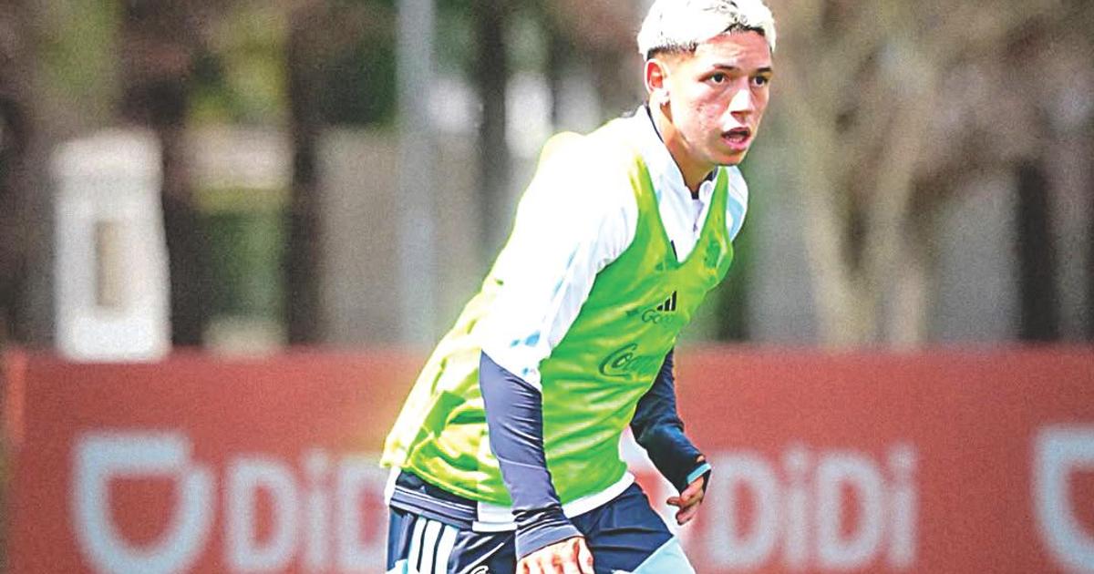 Gianluca Prestianni, convocado para a despedida de Messi, celebra a oportunidade e fala sobre futuro no Benfica