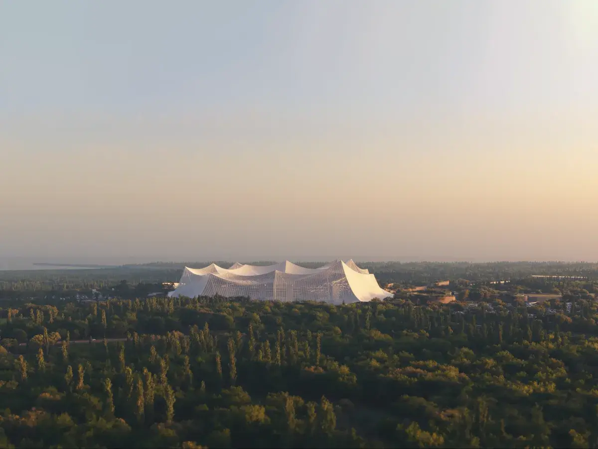 Estádio Hassan II, Casablanca, capacidade para 115, 000 espectadores