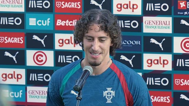 Fábio Silva: «É um prazer poder estar na Seleção e aprender com Ronaldo»