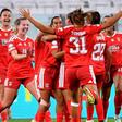 Benfiquistas  celebraram, em comunhão, o segundo golo de Marit Lund - foto: SL BENFICA