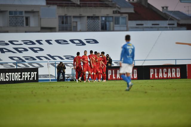 Gil Vicente consuma reviravolta perto do final e segue em frente na Taça