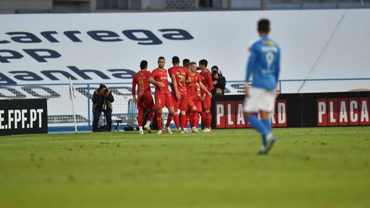 Gil Vicente consuma reviravolta perto do final e segue em frente na Taça