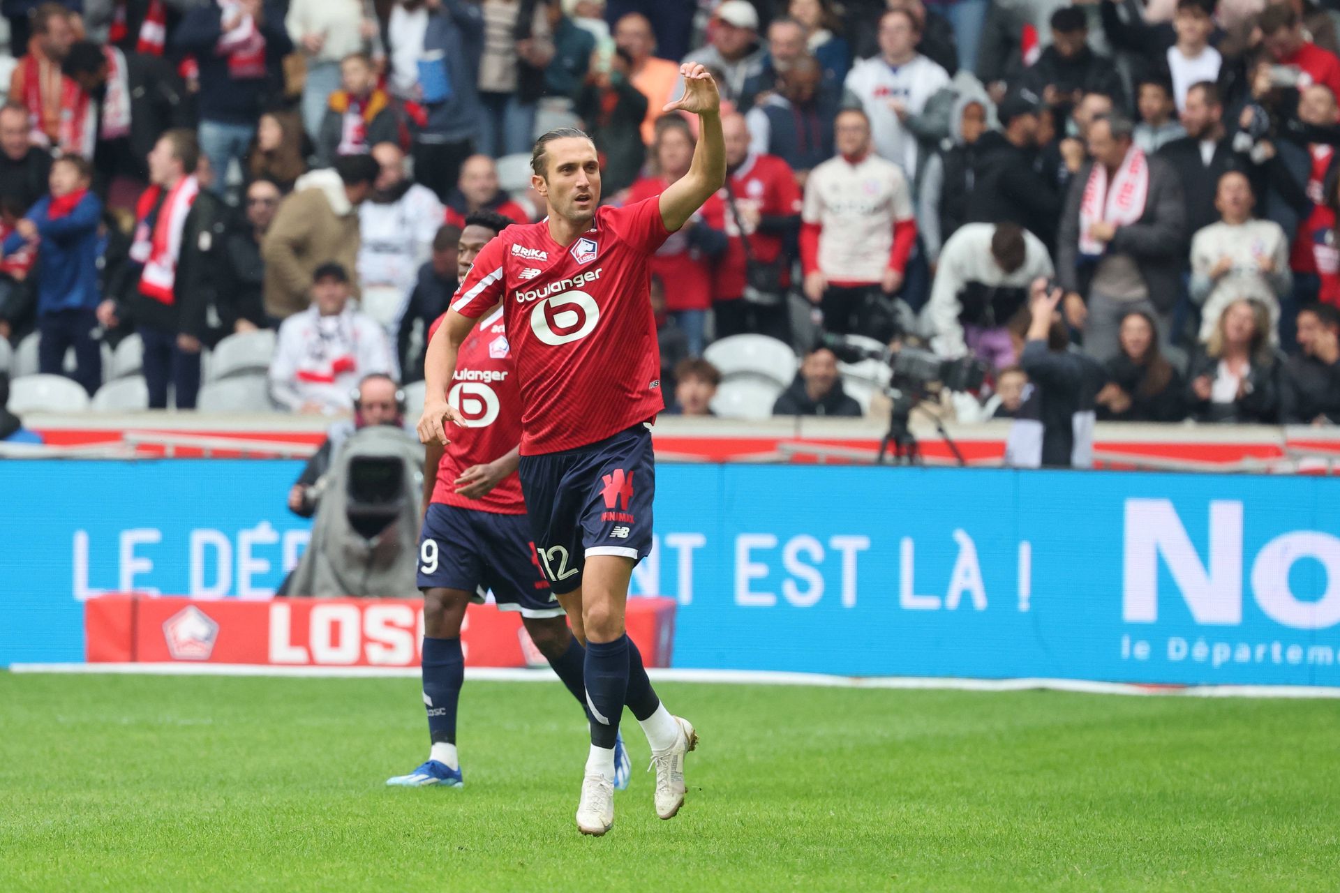 Lille, de Paulo Fonseca, cede segundo empate consecutivo na Ligue 1