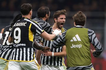 Serie A: Golo de Locatelli dá vitória à Juventus e tira Milan da liderança
