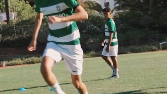 Cristianinho a treinar com equipamento do Sporting (vídeo)