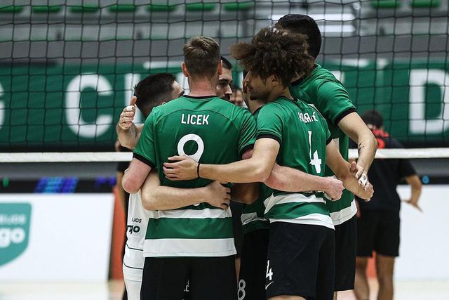 Voleibol: Sporting vence Académica de São Mamede e segue invicto na Liga