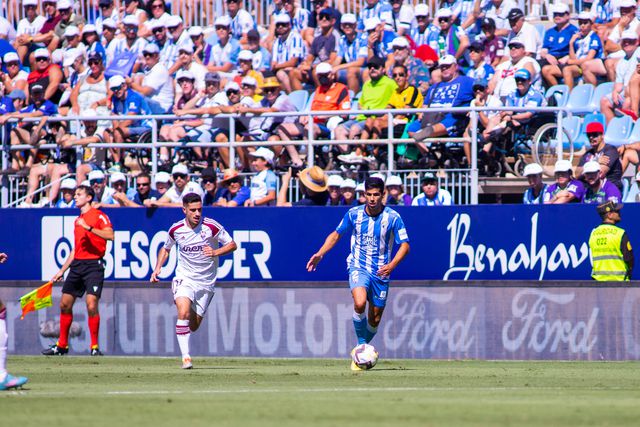 «Mourinho colocou-me a lateral, fiquei surpreendido e fui falar com ele. 'Oiça'...»