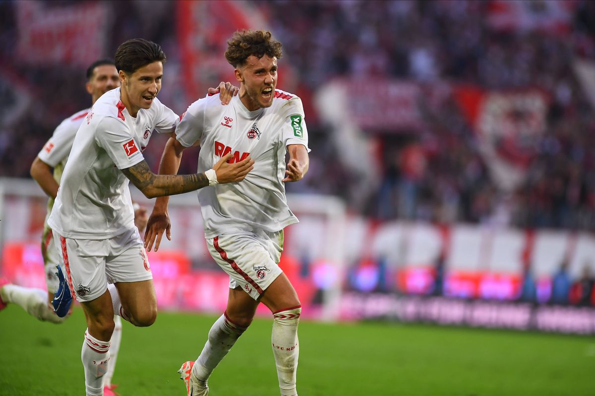 VÍDEO Waldschmidt marca e leva a melhor frente a Weigl Abola.pt