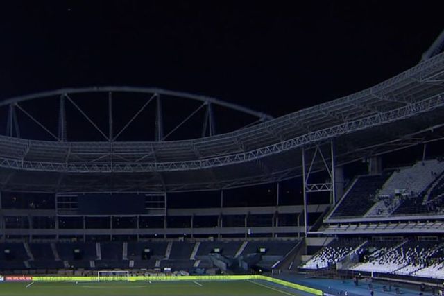 Jogo do Botafogo interrompido pouco depois do intervalo