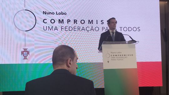 Lobo apresenta candidatura à FPF: «Não estou há dois anos a fazer campanha encapotada com recursos dos clubes»