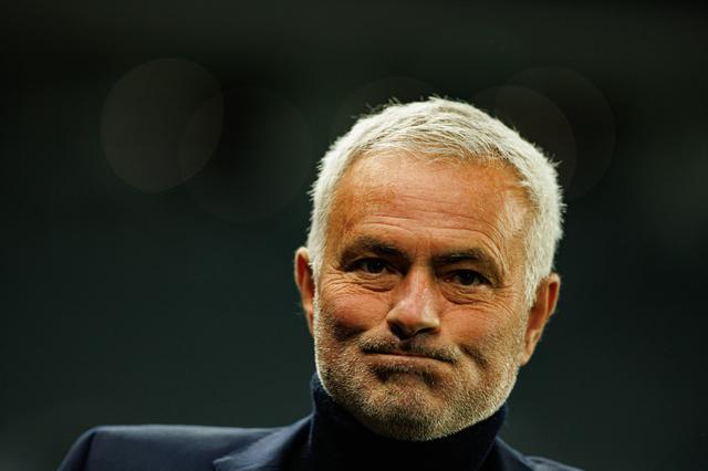 José Mourinho, treinador do Benfica
