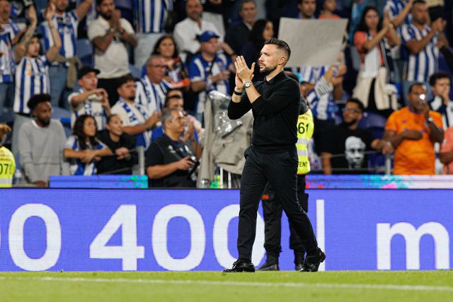 Francesco Farioli, treinador do FC Porto