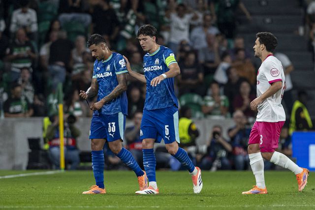 Expulsão de Emerson, numa decisão corrigida pelo VAR, foi um dos lances capitais da partida - Foto: IMAGO