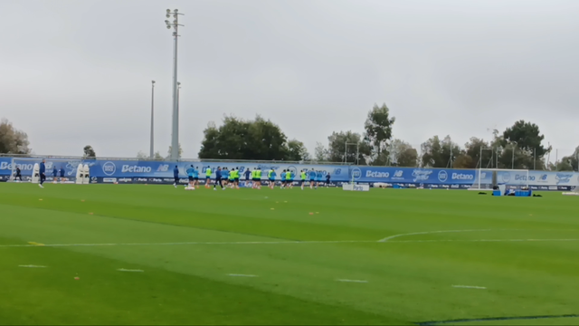As imagens do treino do FC Porto antes do embate com o Nottingham Forest