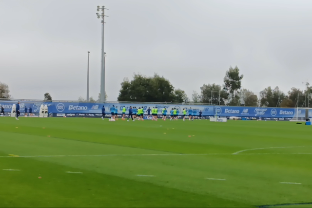 As imagens do treino do FC Porto antes do embate com o Nottingham Forest