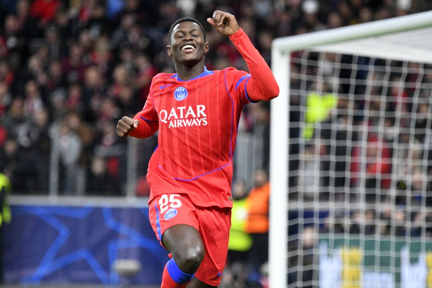 Felicidade de Nuno Mendes pelo PSG