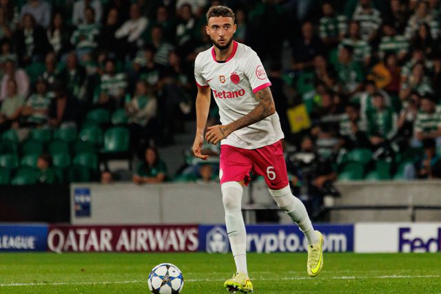 Zeno Debast assumiu papel preponderante para a reviravolta leonina (Foto IMAGO)