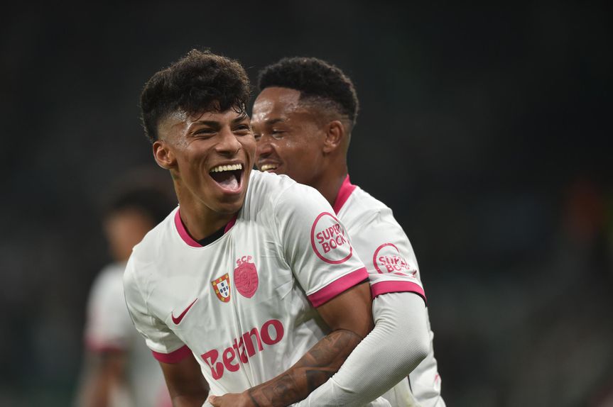 Alisson Santos poderá rodar num clube de Liga na segunda metade do campeonato  - Foto: Miguel Nunes