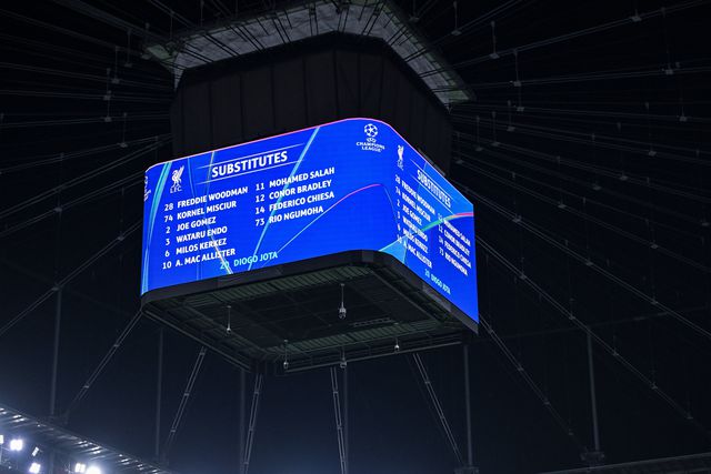 Homenagem a Diogo Jota no Eintracht Frankfurt-Liverpool - Foto: IMAGO