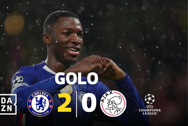 Caicedo teve ajuda para aumentar a vantagem do Chelsea