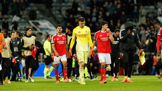 Tomás Araújo e Antonio Silva são dois jogadores formados no Benfica que integram o plantel às ordens de José Mourinho