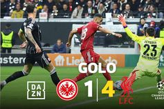 Três toques e... vão quatro golos do Liverpool em Frankfurt