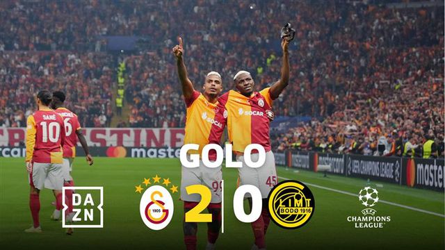 Com distrações assim, Osimhen não perdoa