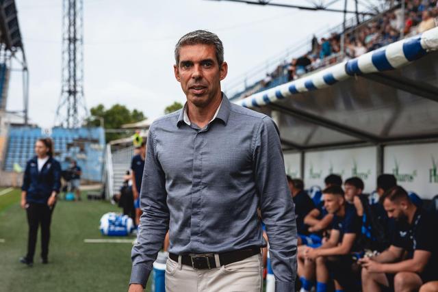 Nuno Campos, treinador português que está nos romenos do Dínamo Bucareste, trabalhou na Hungria na temporada passada e conhece bem o Ferenvcáros — Foto: D. R.