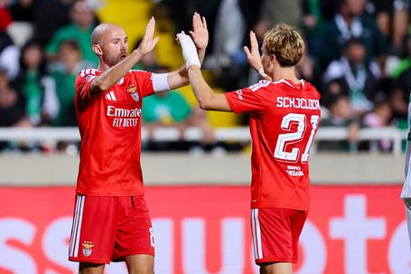 Aursnes e Schjelderup em Nicósia - Foto: EPA/SAKIS SAVVIDES