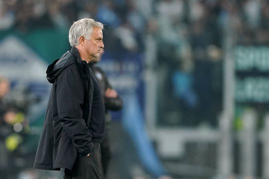 Mourinho dispara contra os «pseudo adeptos e intelectuais» e assume que vai treinar na Arábia Saudita