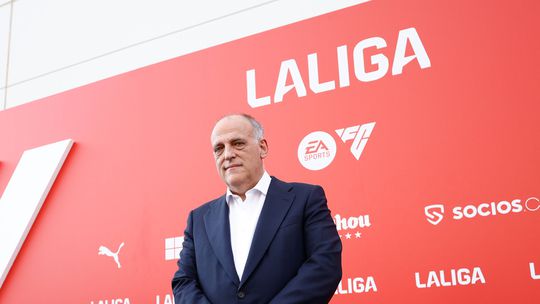 Presidente da Liga espanhola demite-se e convoca eleições