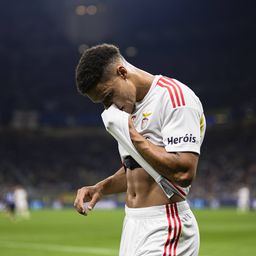 Benfica: Bah e Kaboré reavaliados esta terça-feira no Seixal