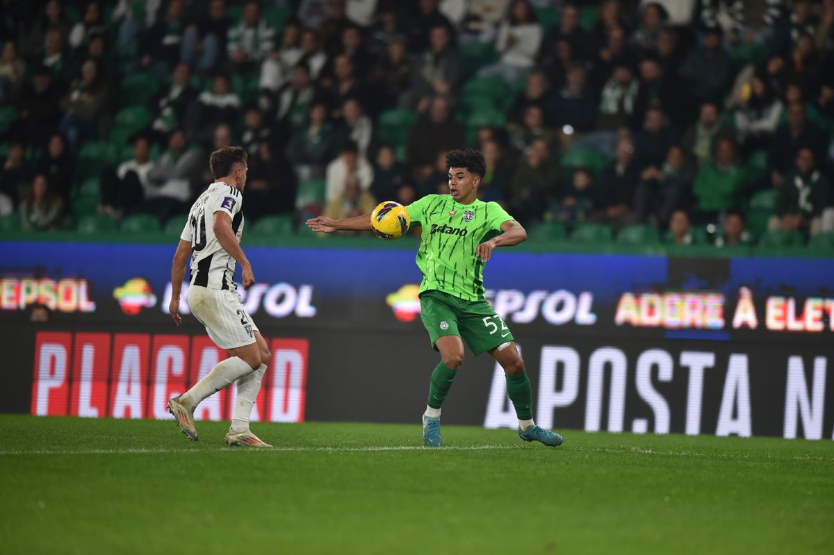 Sporting-Amarante, 6-0 João Simões e a estreia: «É um sonho que tenho desde que cheguei ao Sporting em 2018»