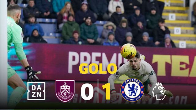 Pedro Neto está feito um peixe voador e marca ao Burnley