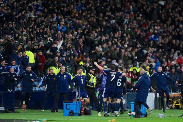 Festa escocesa em Hampden Park