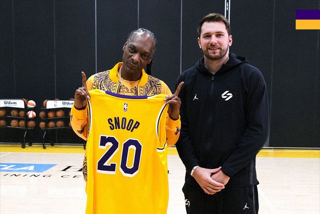 Snoop Dogg, rapper norte-americano, e Luka Doncic, jogador esloveno dos Lakers