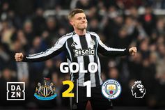 Harvey Barnes festejou o bis ao ritmo dos protestos do City