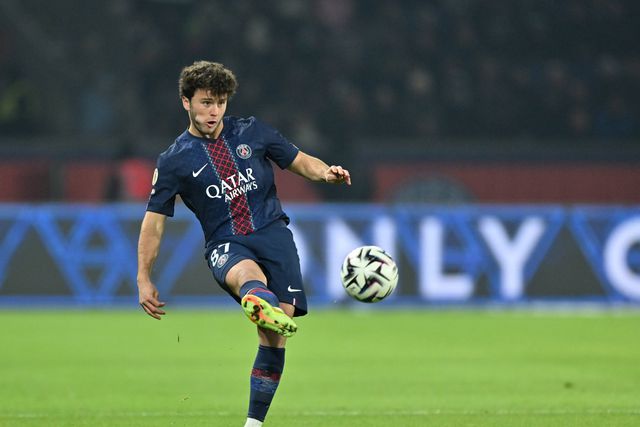 PSG volta a vencer com muito sotaque português