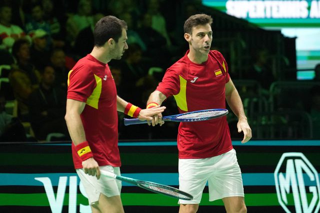 Espanha vence Alemanha e avança para a final da Taça Davis