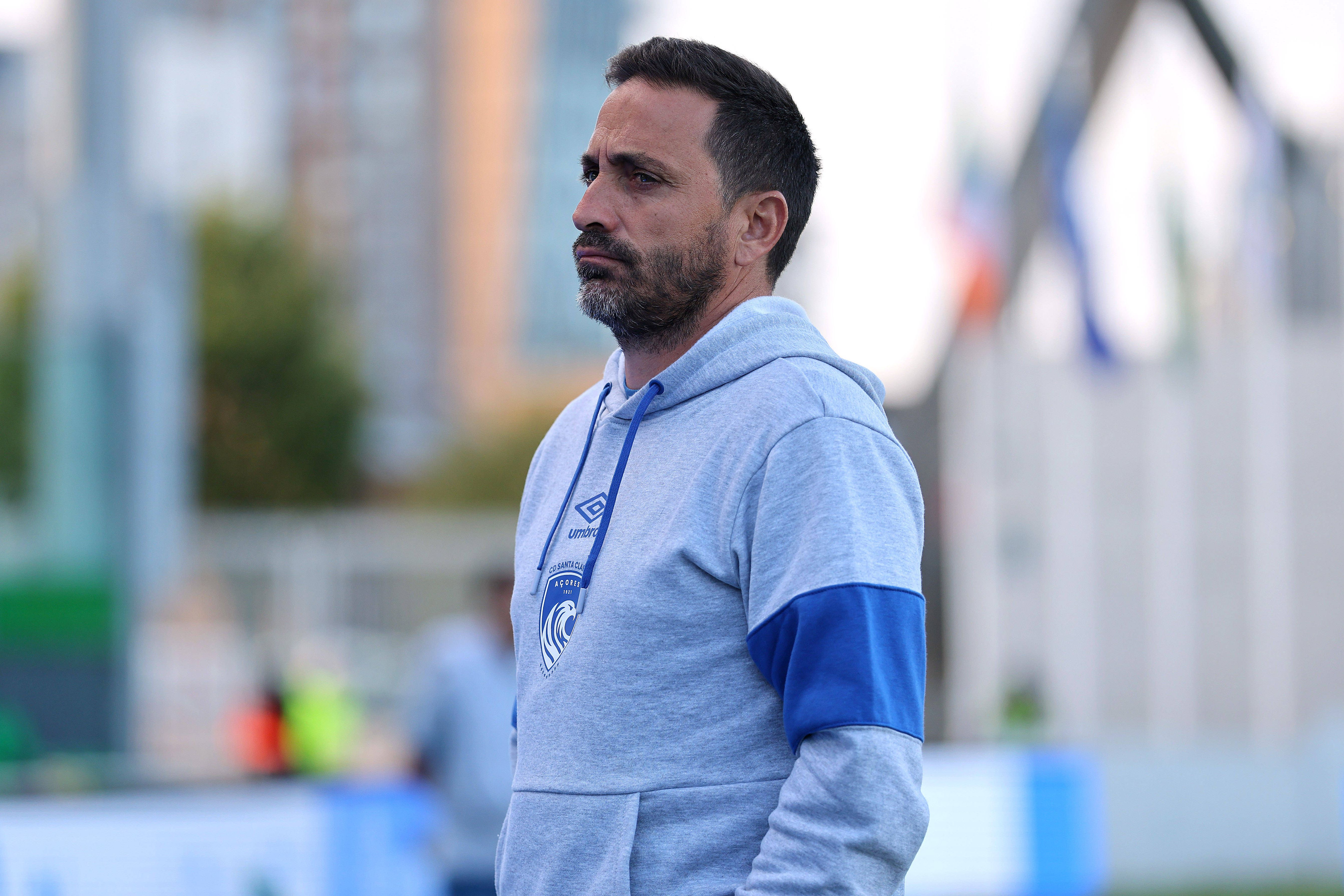 Vasco Matos, treinador do Santa Clara