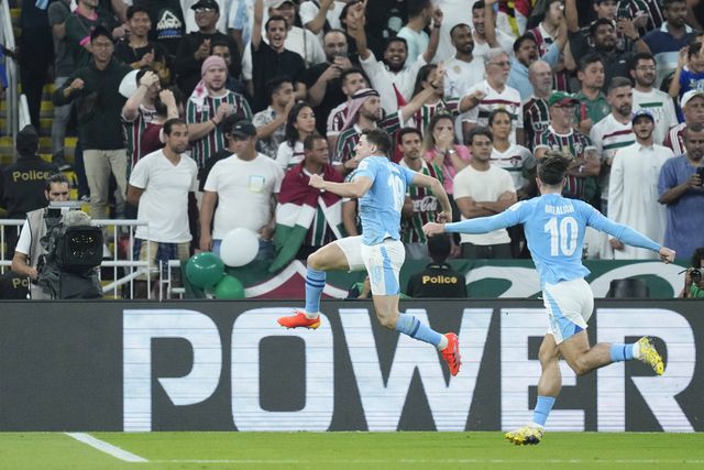 Julio Álvarez abre de peito o marcador na final do Mundial de clubes (vídeo)