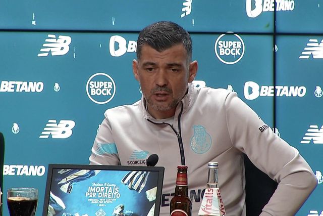 Sérgio Conceição fala sobre o mercado: «Fica à porta»