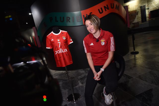 «Deixei tudo para trás por causa da guerra, no Benfica o dinheiro não importa»