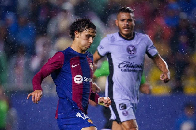 Barcelona despede-se de 2023 com derrota em amigável