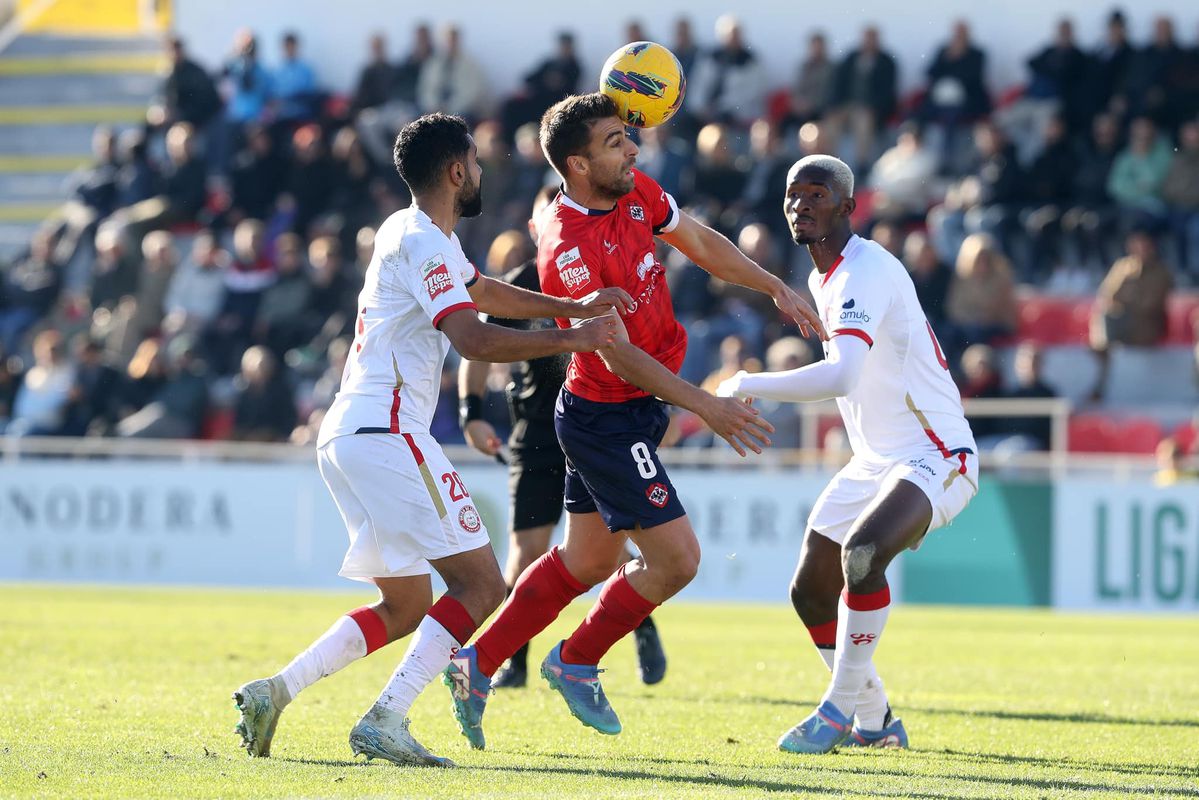 Liga 2: tranquilo UD Leiria afunda ainda mais a UD Oliveirense