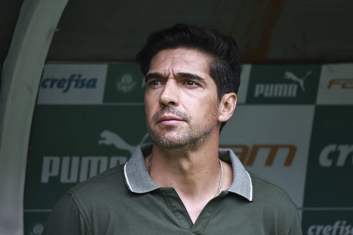 Abel Ferreira vai continuar no Palmeiras em 2025