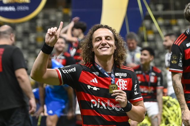 Oficial: David Luiz deixa o Flamengo