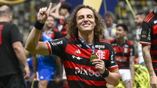 Oficial: David Luiz deixa o Flamengo